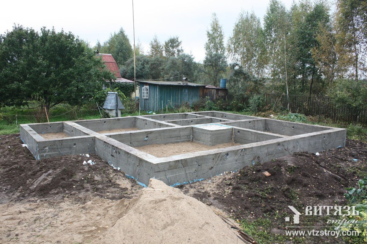 Установка фундамента под рубленный дом 16
